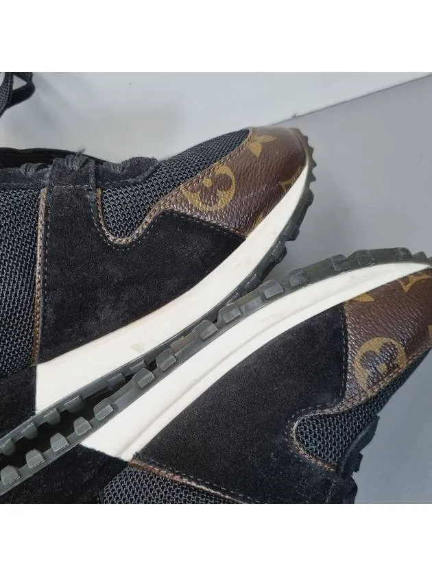 1A3CW2 Runaway Sneakers