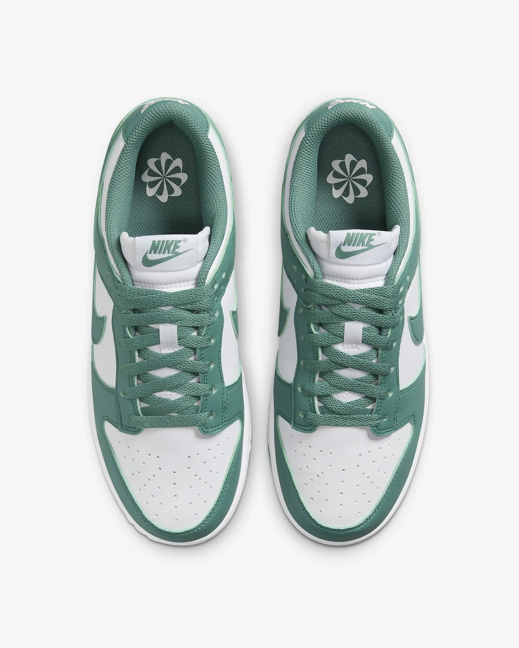 Dunk Women Low (Coastal Green)