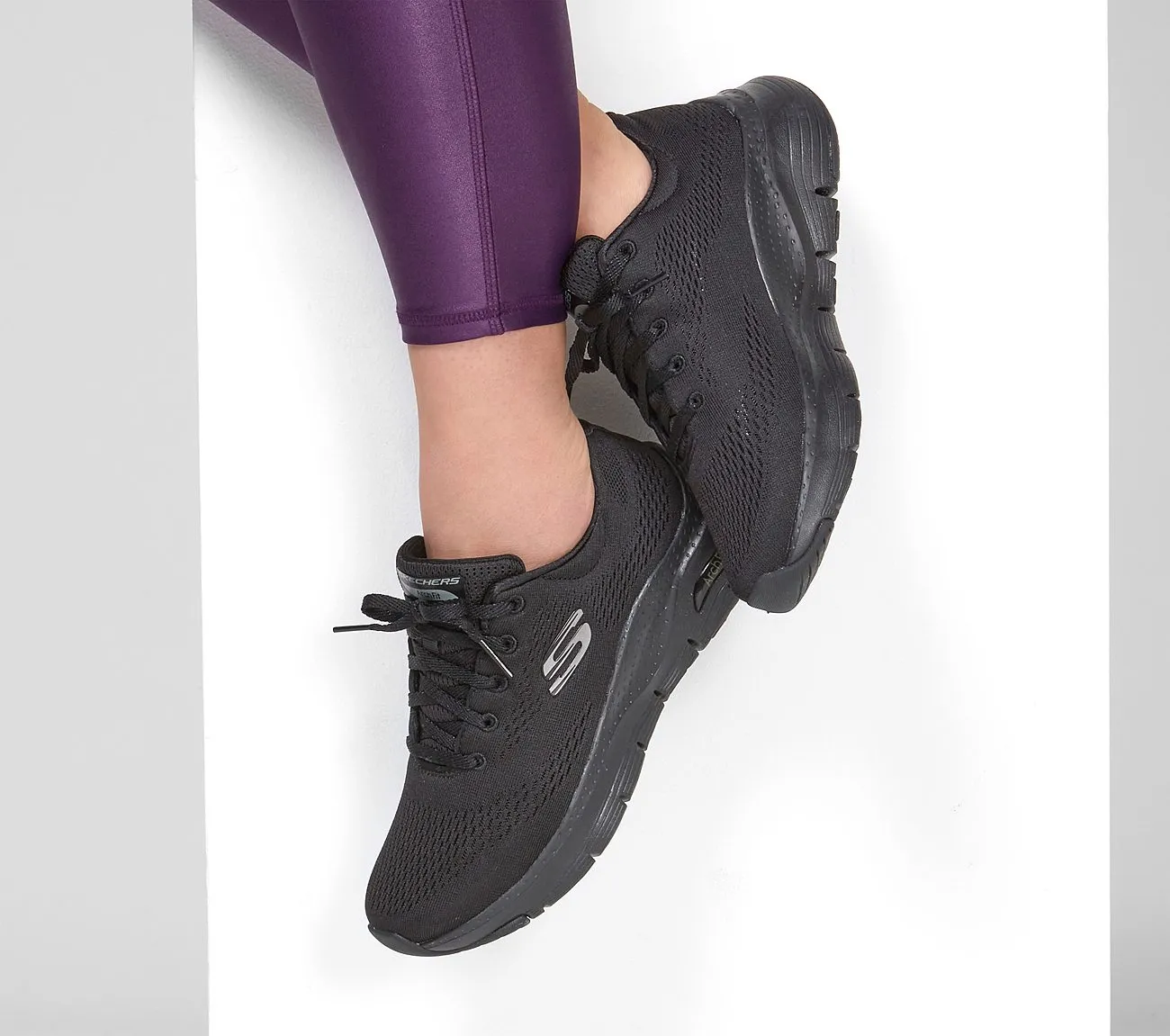 Skechers 149057 Arch Fit Sunny Outlook - Black